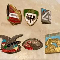 Distintivi rgt.. Alpini italiani lotto 6 esemplari