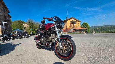 Ducati Monster 750 Dark