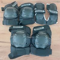Protezioni ginocchiere per pattini, skate, bike.
