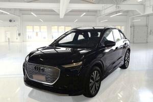 AUDI Q4 E-TRON 45 E-TRON QUATTRO BUSINESS ADVANCED
