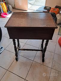 tavolino antico da cucito