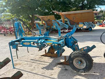 Aratro usato tipo Annovi