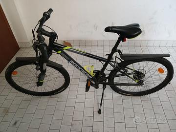 Mountain bike rockrider st500