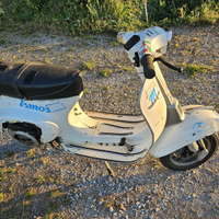 Vespa 50 special conservata