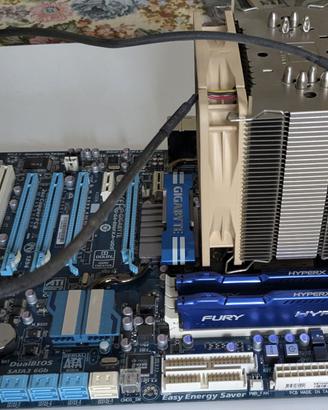 Scheda madre GIGABYTE+CPU+DISSIPATORE+16 gb RAM