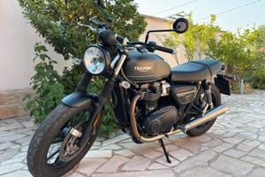 Triumph street twin 900