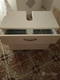 mobiletto bagno 