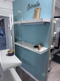 Vetrina arredo negozio