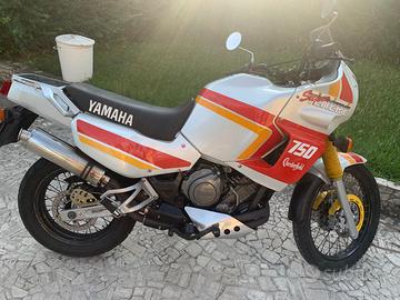 Yamaha Suoertenere ' 750