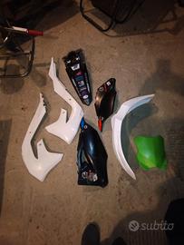 Plastiche Kawasaki kk prezzo regaloo