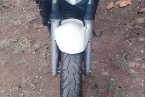 Yamaha XJ6 del 2012
