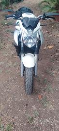 Yamaha XJ6 del 2012