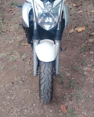 Yamaha XJ6 del 2012