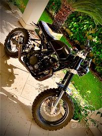 Scrambler (su base Honda NX 650 Dominator)