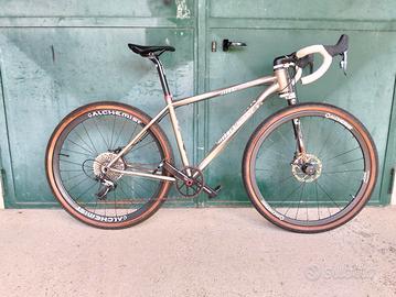 gravel titanio