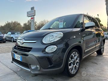 FIAT 500L 1.6 MJT 120 CV Trekking