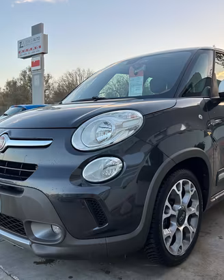 FIAT 500L 1.6 MJT 120 CV Trekking