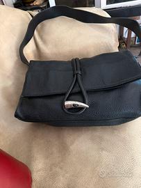 Borsa. Burberry