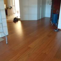 Parquet  prefinito pregiato JATOBA vernciato