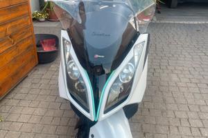 Scooter Kymco downtown 300i