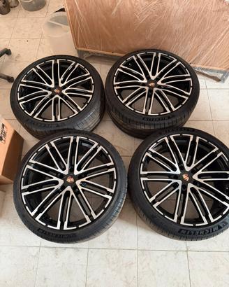 Cerchi Originali Porsche 22”- set 4 pezzi