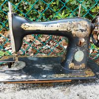 Vecchia macchina Singer da collezione