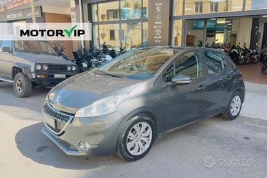Peugeot 208 PureTech 82 5 porte Allure TUA DA 97€ 