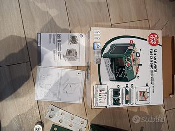 Cubo di motricità banchetto da lavoro marca Playti