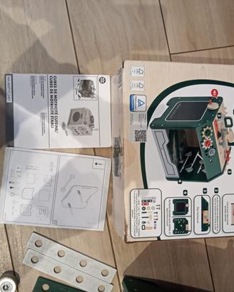 Cubo di motricità banchetto da lavoro marca Playti