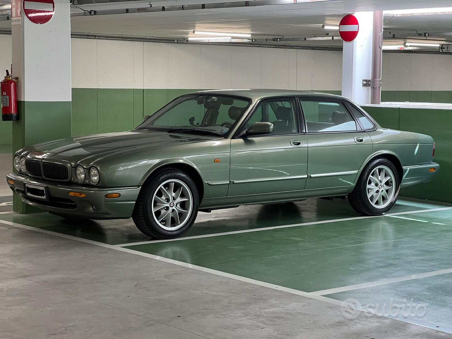 Jaguar XJ-Sovereign-Daiml.