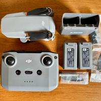 DJI Mini SE con 2 batterie e caricabatterie doppio