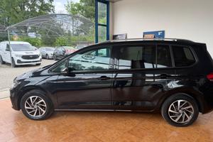 Volkswagen Touran 1.4 TSI DSG Executive BlueMotion
