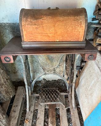 Macchina da cucire singer