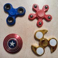 Set 4 spinner, incluso scuso capitano America