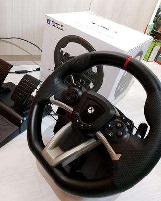 Volante con pedali Xbox One e serie