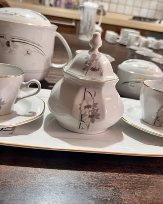 Servizio in porcellana the/caffè vintage Tognana