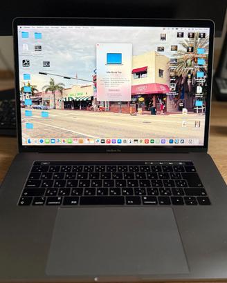Macbook Pro 15'' i9 Ram 32Gb SSD 1Terabyte