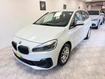 Bmw 2er Active Tourer 220d Luxury aut.