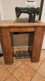 mobile con macchina da cucire 1954