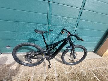 E-bike Specialized Turbo Levo taglia S