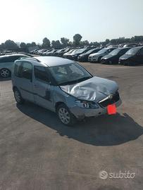 SKODA ROOMSTER 2011 1.6TDI CAY demolito ricambi