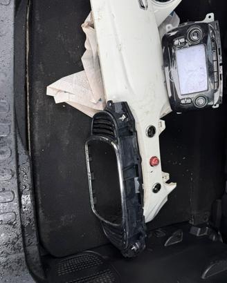stereo fiat 500