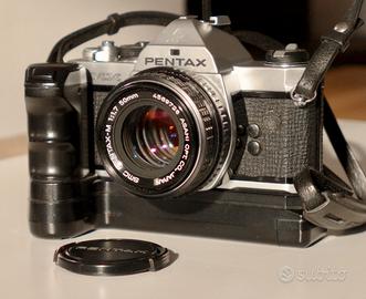 Attrezzatura fotografica analogica PENTAX