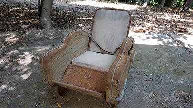 Carrozzina bimbo antica