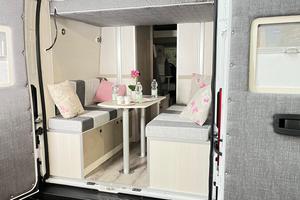 FURGONE E ALLESTIMENTO CON OMOLOGAZIONE