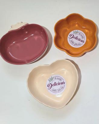 Set di tre graziose ciotole monoporzione in cerami