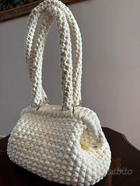 Borsa clutch a spalla