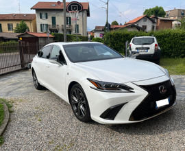 Lexus Es300 fsport