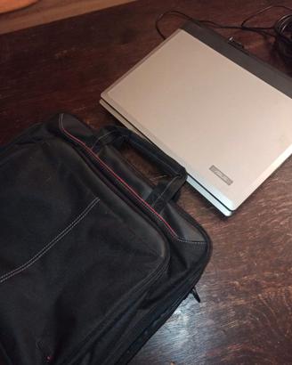 Portatile Asus con masterizzatore DVD windows XP