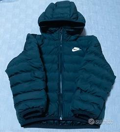 Giubbotto Nike nero 128/137 cm 8/10 anni